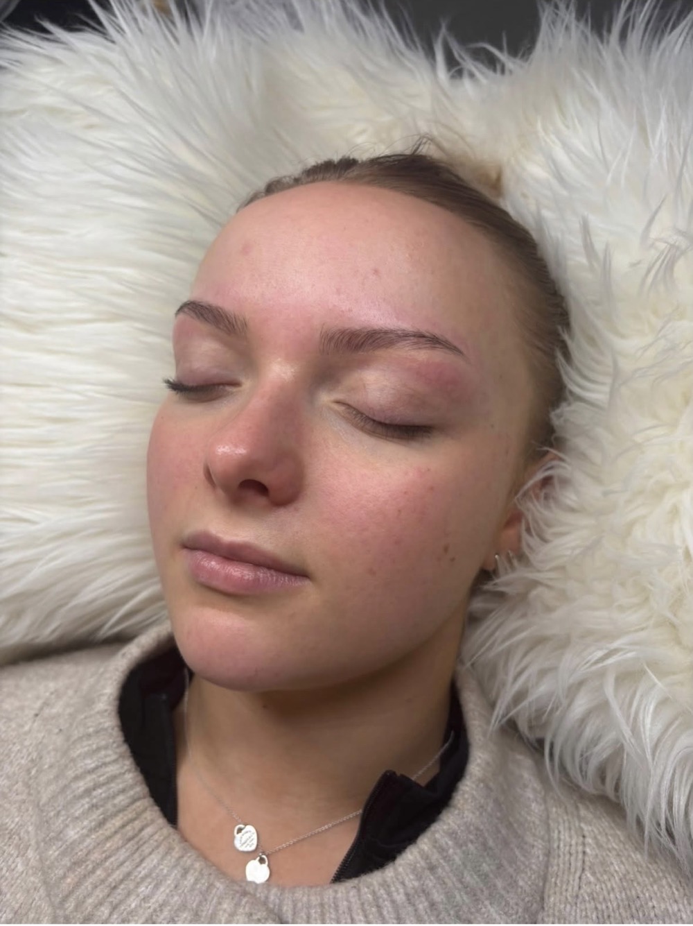 Client with freshly waxed and tinted brows by The Missy Edit